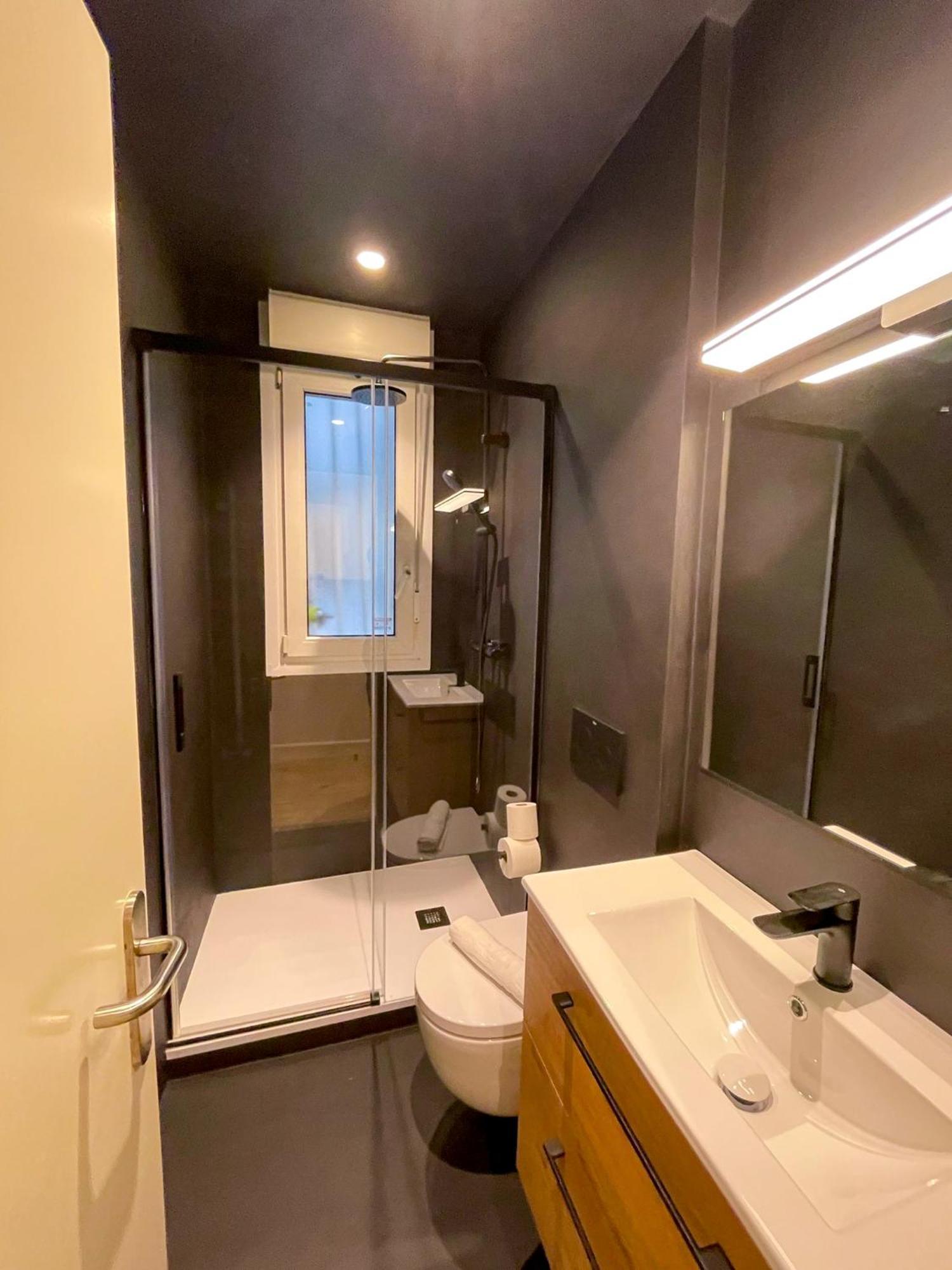 Vivienda Turistica En Bilbao La Vieja Con Wifi Y Parking Apartman Kültér fotó